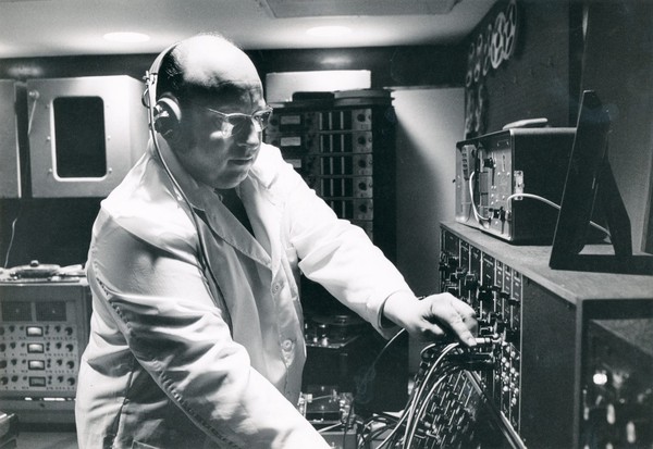 The Amazing New Electronic Pop Sound of Jean Jacques Perrey - Wikipedia