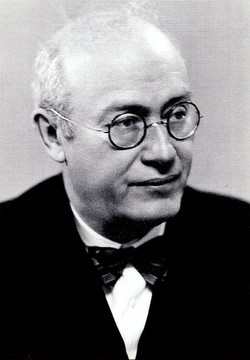 Artist Portrait