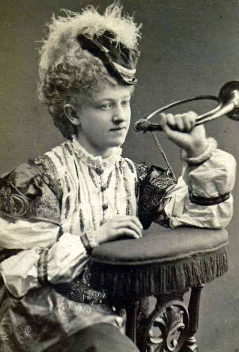 Artist Portrait