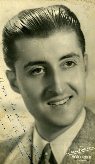 Artist Portrait
