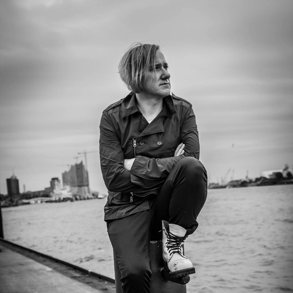 Artist Portrait