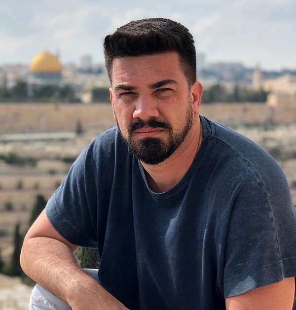 Artist Portrait